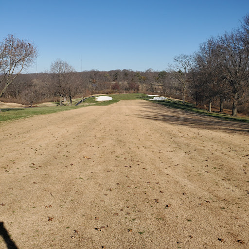 Golf Course «Hillcrest Country Club», reviews and photos, 8200 Hillcrest Rd, Kansas City, MO 64132, USA