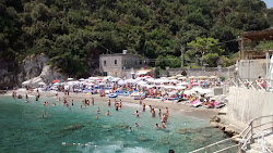 Foto von Spiaggia di Recommone teilweise ferienortbereich