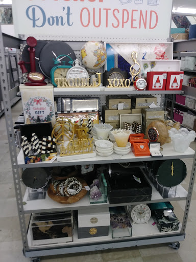 Home Goods Store «Tuesday Morning», reviews and photos, 8520 E Chapman Ave, Orange, CA 92869, USA