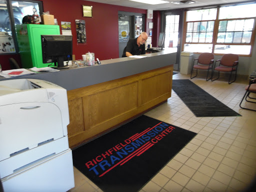 Transmission Shop «Richfield Transmission Center & Auto Repair», reviews and photos, 7444 Lyndale Ave S, Richfield, MN 55423, USA