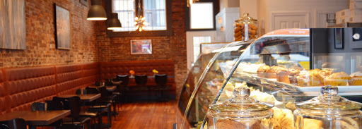 Broadway’s Pastry & Coffee Shop, 258 W Broadway, Boston, MA 02127, USA, 