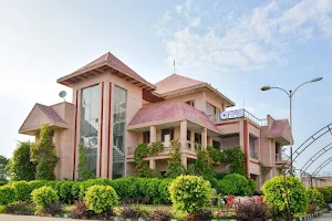 Paras Hotel And Resort image