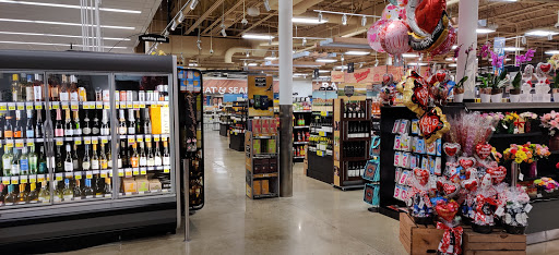 Grocery Store «Kroger», reviews and photos, 5161 Hampsted Village Center Way, New Albany, OH 43054, USA