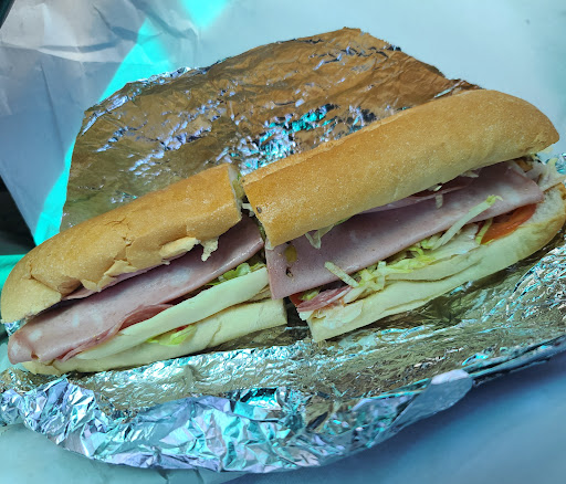 Shopping Mall «Woodmoor Shopping Center», reviews and photos, 10115 Colesville Rd, Silver Spring, MD 20901, USA