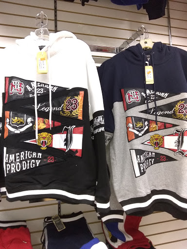 Stores to buy women's shirts Milwaukee