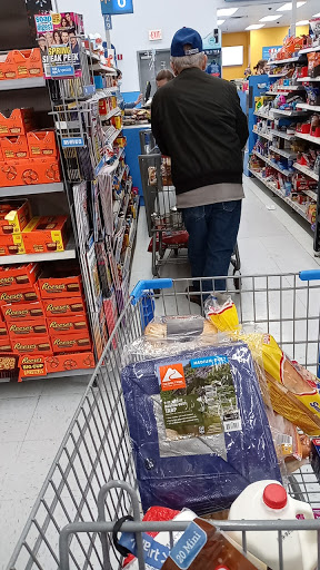 Department Store «Walmart Supercenter», reviews and photos, 800 S Us Hwy 81/287, Decatur, TX 76234, USA