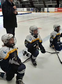 Hockey sur glace du Restaurant Patinoire Serge Charles à Wasquehal - n°11