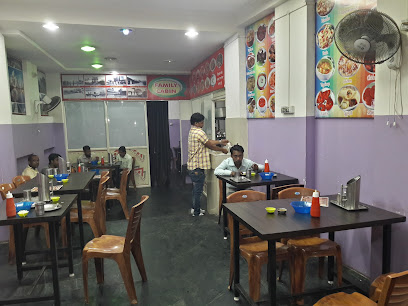 Pakiza Restaurant - 7C56+567, Seedia School Colony, Peer Gate Area, Bhopal, Madhya Pradesh 462001, India