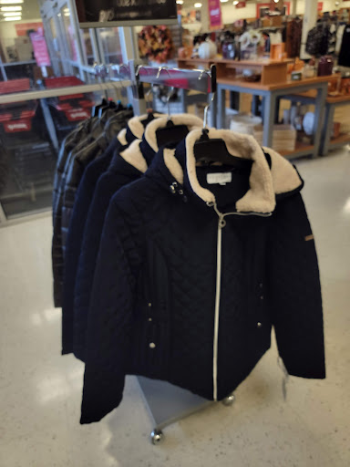 Department Store «T.J. Maxx», reviews and photos, 2511 Corridor Way, Coralville, IA 52241, USA