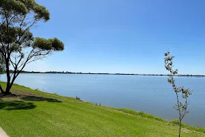 Lake Boga image