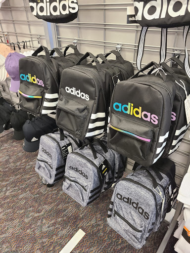 Shoe Store «Shoe Carnival», reviews and photos, 5005 Salem Ave, Dayton, OH 45426, USA