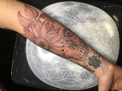 Explore jungle tattoo ideas, creative tattoo ideas in Wallingford, available at Fox Den LLC