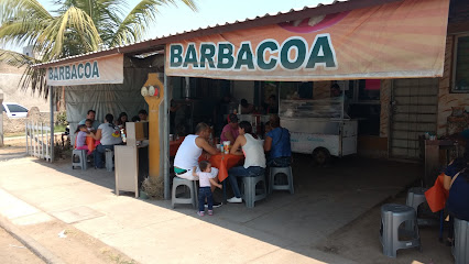 Tacos De Barbacoa Frente Al Kinder