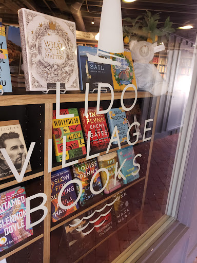 Book Store «Lido Village Books», reviews and photos, 3424 Via Oporto #102, Newport Beach, CA 92663, USA