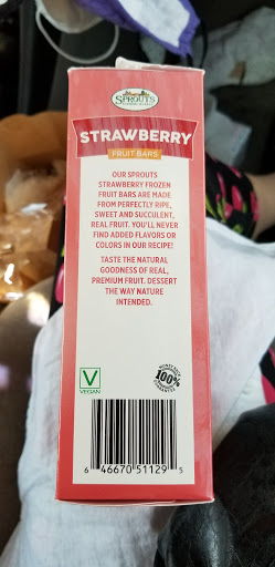 Health Food Store «Sprouts Farmers Market», reviews and photos, 7477 N Blackstone Ave, Fresno, CA 93720, USA