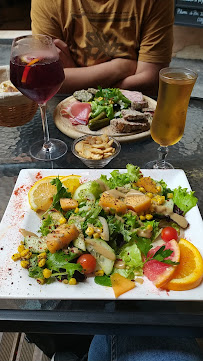 Plats et boissons du Restaurant français Le Point d'Interrogation ? Restaurant Ardéchois depuis 1979 à Vallon-Pont-d'Arc - n°9