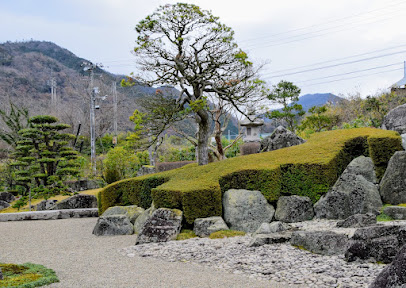 南側日本庭園