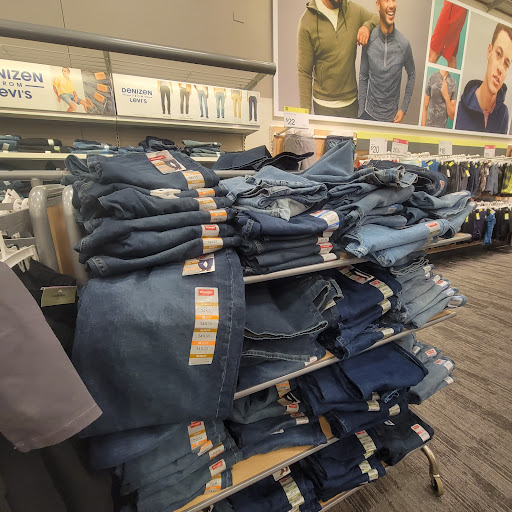 Department Store «Target», reviews and photos, 600 Executive Blvd S, Southington, CT 06489, USA