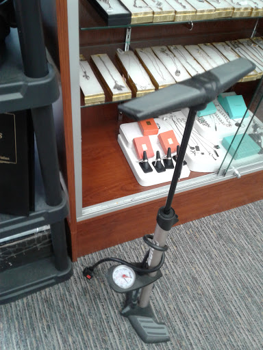 Pawn Shop «Rockwall Gold And Silver Pawn», reviews and photos, 1901 S Goliad St, Rockwall, TX 75087, USA