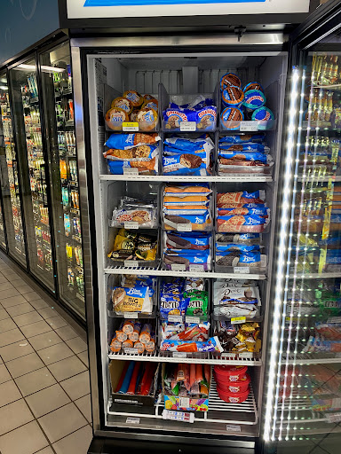 Convenience Store «Weiler Convenience Stores», reviews and photos, 2401 E 4th St, Marshfield, WI 54449, USA