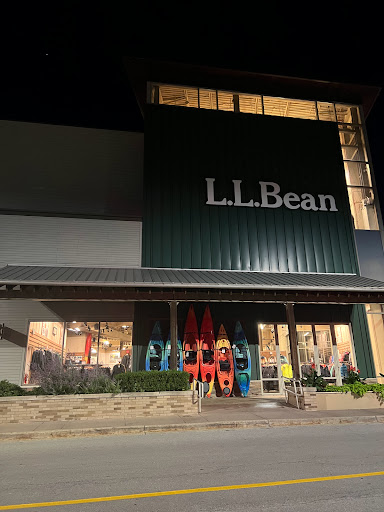 Clothing Store «L.L. Bean», reviews and photos, 4999 Old Orchard Shopping Center, Skokie, IL 60077, USA