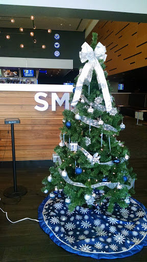 Movie Theater «Studio Movie Grill», reviews and photos, 8954 S. Broadway Ave., Tyler, TX 75703, USA