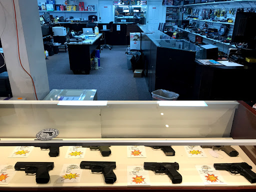 Pawn Shop «G & H Pawn Jewelry & Loan», reviews and photos, 9701 Evergreen Way, Everett, WA 98204, USA