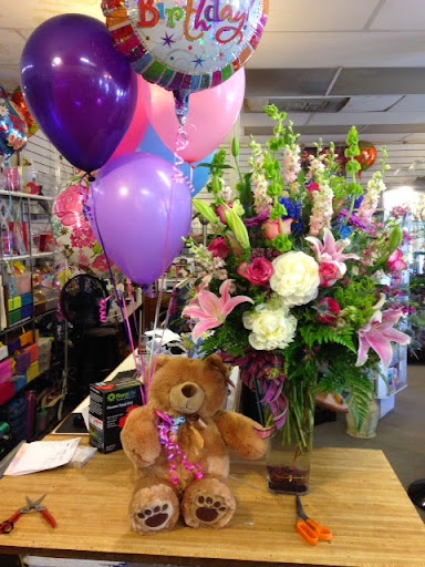 Florist «Corona Rose Flowers & Gifts», reviews and photos, 844 W 6th St, Corona, CA 92882, USA
