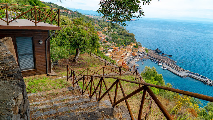 Photo Casa vacanza L'Isola che non c'è 95024 Acireale