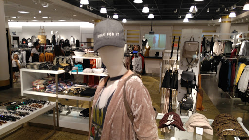 Department Store «Nordstrom Short Pump Town Center», reviews and photos, 11812 W Broad St, Richmond, VA 23233, USA