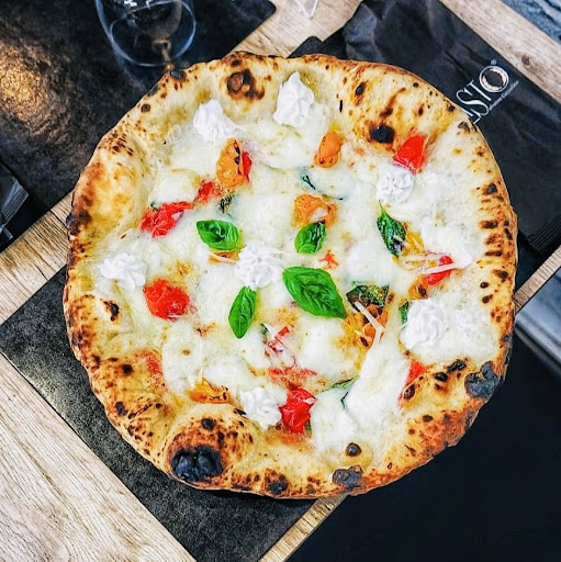 Pizzeria impasto in Santa Maria Capua Vetere, Provincia di Caserta