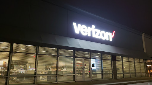 Cell Phone Store «Verizon», reviews and photos, 2838 E 3rd St #1, Bloomington, IN 47401, USA
