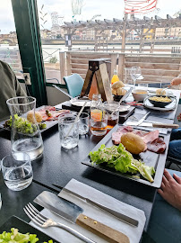 Plats et boissons du Restaurant Le Chalet à Saint-Laurent-sur-Saône - n°8