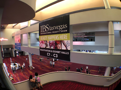 Beauty Supply Store «Minkys - Eyelash Extensions Training, Products & Supplies», reviews and photos, 571 W Center St, Pleasant Grove, UT 84062, USA