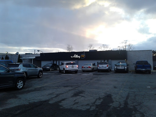 Bowling Alley «Alley 59 Bowling Center», reviews and photos, 44925 N Groesbeck Hwy, Charter Twp of Clinton, MI 48036, USA