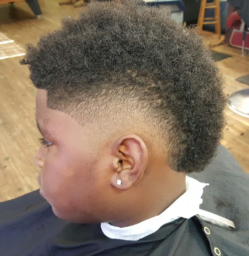 Barber Shop «Pro-Kutz Barbershop LLC.», reviews and photos, 7220 Edgewater Dr, Lockhart, FL 32810, USA