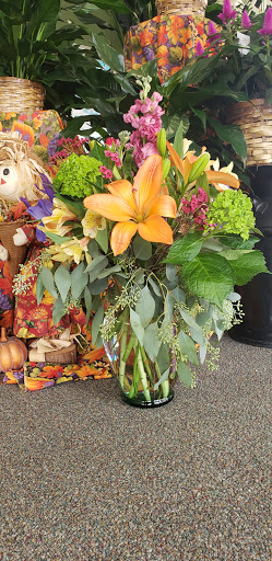 Florist «Seasons Florist», reviews and photos, 443 N Church St, Hendersonville, NC 28792, USA