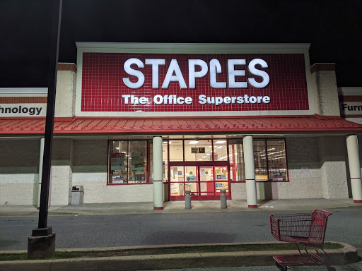 Office Supply Store «Staples», reviews and photos, 128 Sunset Blvd, New Castle, DE 19720, USA