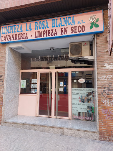 Limpieza La Rosa Blanca S.L. en Alicante, Alicante