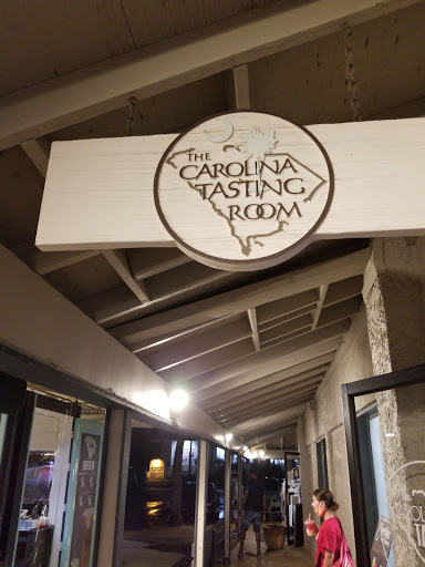 Shopping Mall «Coligny Plaza Shopping Center», reviews and photos, 1 N Forest Beach Dr, Hilton Head Island, SC 29928, USA