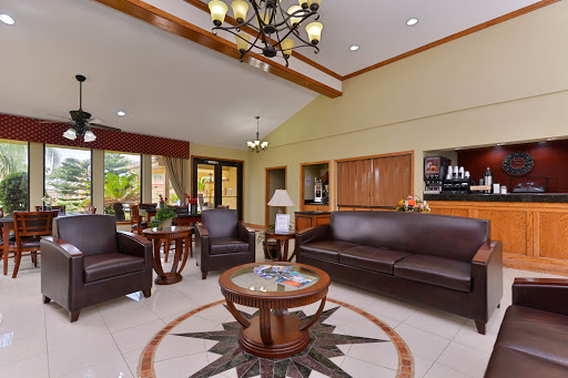 Americas Best Value Inn & Suites Alvin Houston image 9