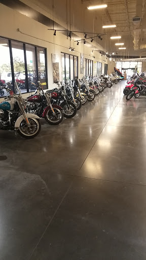 Motorcycle Dealer «RideNow Powersports Peoria & Indian Motorcycle Peoria», reviews and photos, 8546 W Ludlow Dr #100, Peoria, AZ 85381, USA