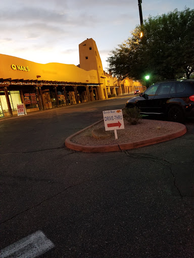 Shopping Mall «Papago Plaza Shopping Center», reviews and photos, 1408 N Scottsdale Rd, Scottsdale, AZ 85257, USA