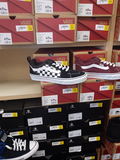 Shoe Store «Shoe Dept.», reviews and photos, 1701 Stringtown Rd, Grove City, OH 43123, USA