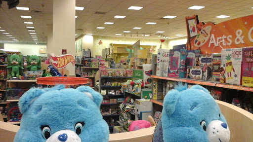 Book Store «Barnes & Noble», reviews and photos, 842 Sunrise Hwy, Bay Shore, NY 11706, USA