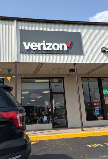 Cell Phone Store «Russell Cellular, Verizon Authorized Retailer», reviews and photos, 111 Northumberland St, Danville, PA 17821, USA