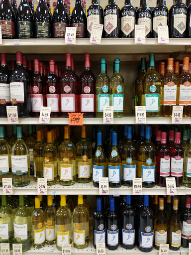 Grocery Store «Hollywood Super Market», reviews and photos, 714 N Main St, Royal Oak, MI 48067, USA