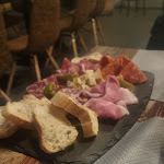 Photo n° 1 de l'avis de Kévin. fait le 20/03/2022 à 11:22 pour SALOON CAVE A BIERES RESTAURATION à L'Etrat