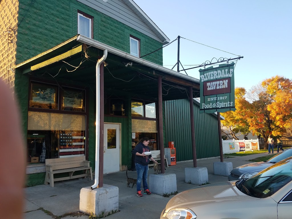 Riverdale Tavern 48877