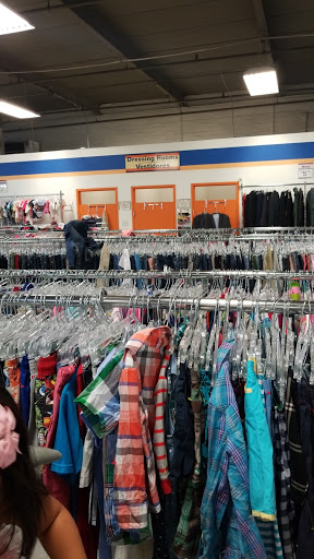 Thrift Store «Goodwill of North Georgia: Northside Drive Store and Donation Center», reviews and photos